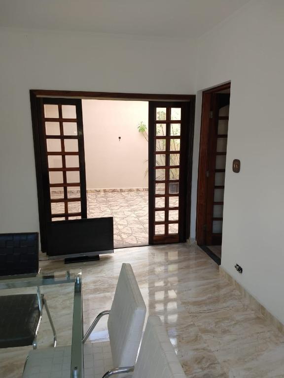 Casa à venda com 3 quartos, 366m² - Foto 18