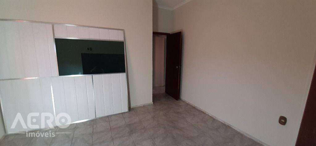 Casa à venda com 3 quartos, 120m² - Foto 18