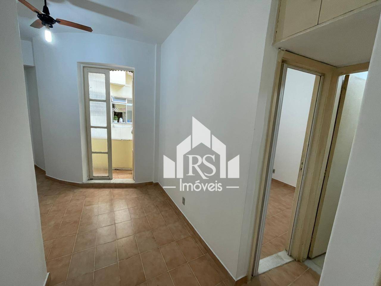 Apartamento à venda com 1 quarto, 40m² - Foto 22