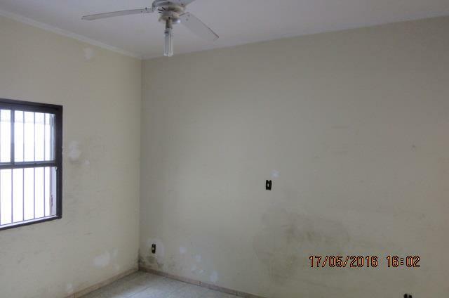 Casa para alugar com 3 quartos, 150m² - Foto 13