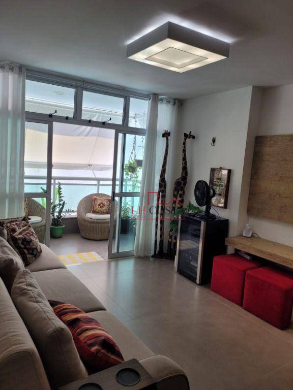 Apartamento à venda com 4 quartos, 152m² - Foto 1