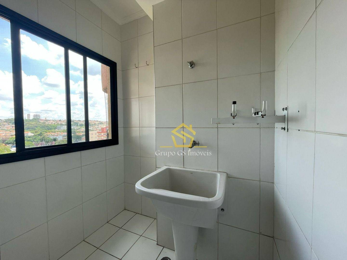 Apartamento para alugar com 2 quartos, 80m² - Foto 6