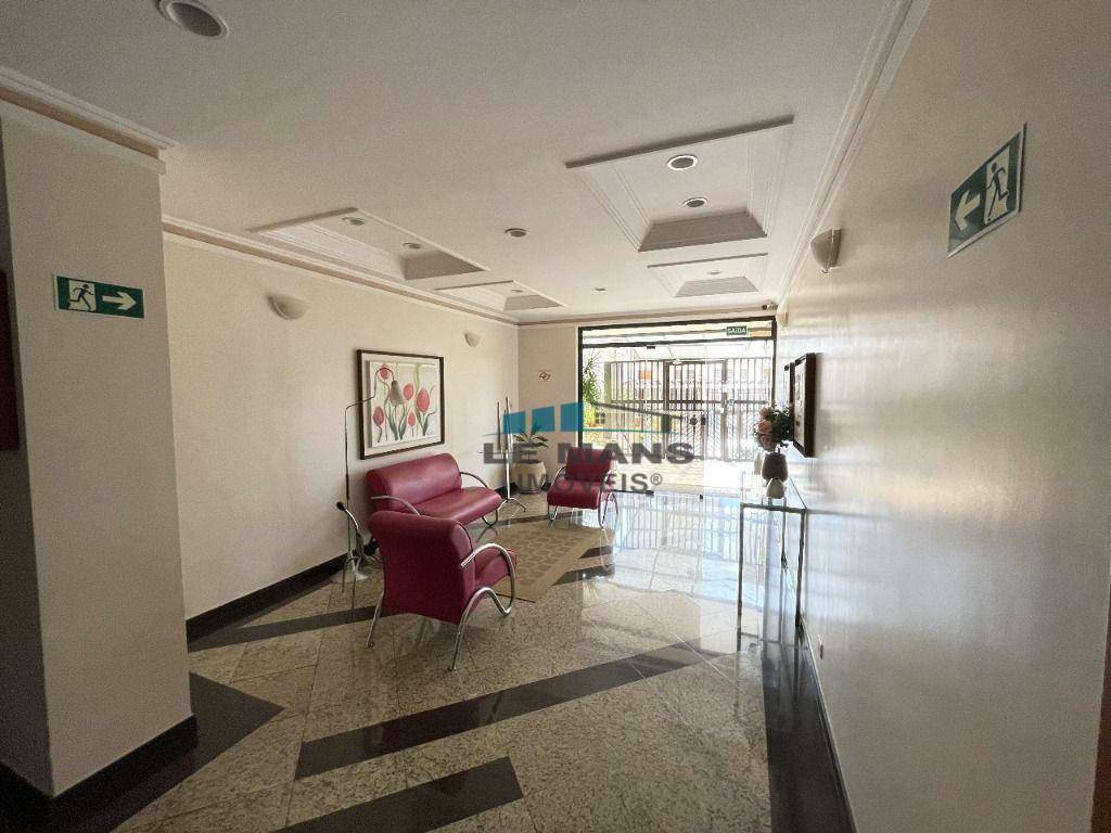 Apartamento à venda com 3 quartos, 123m² - Foto 10