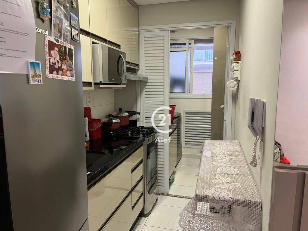 Apartamento à venda com 3 quartos, 83m² - Foto 14