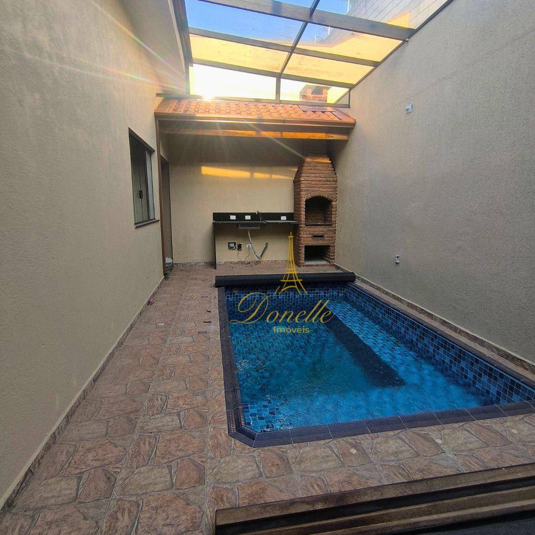 Casa de Condomínio à venda com 3 quartos, 209m² - Foto 5