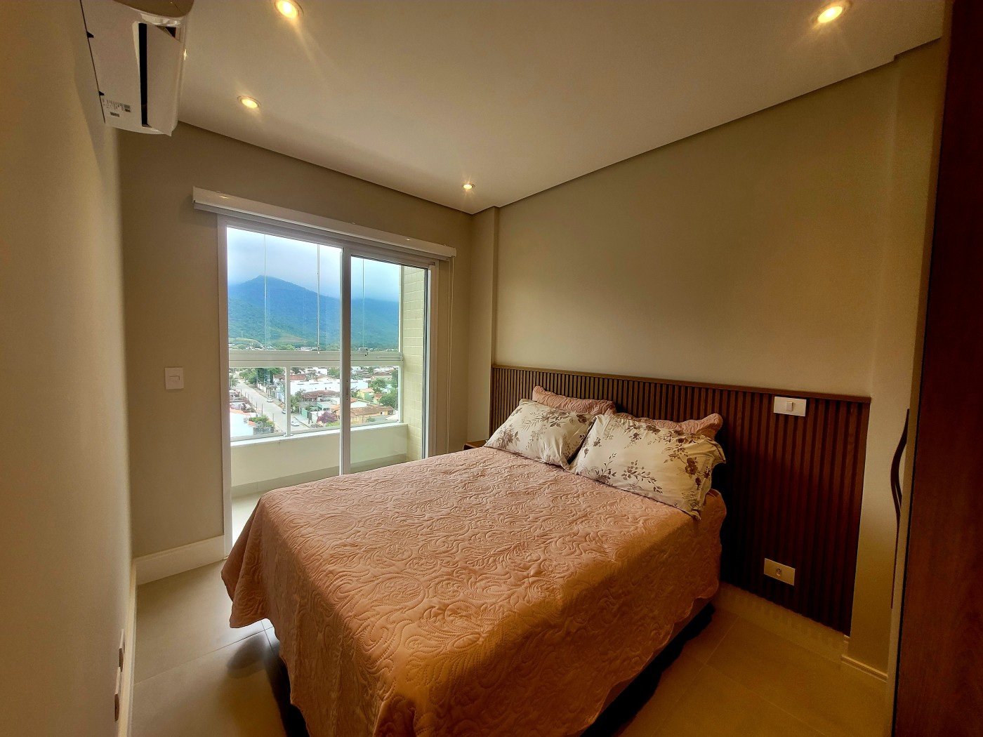 Apartamento à venda com 3 quartos, 99m² - Foto 23