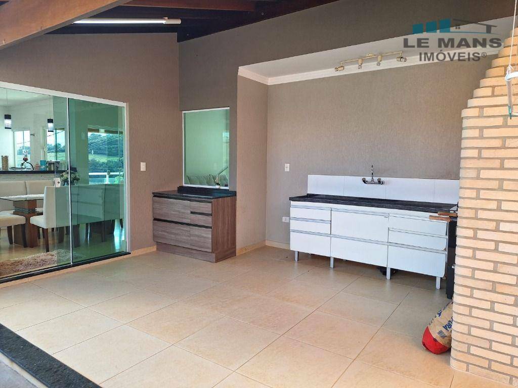 Casa à venda com 3 quartos, 238m² - Foto 16