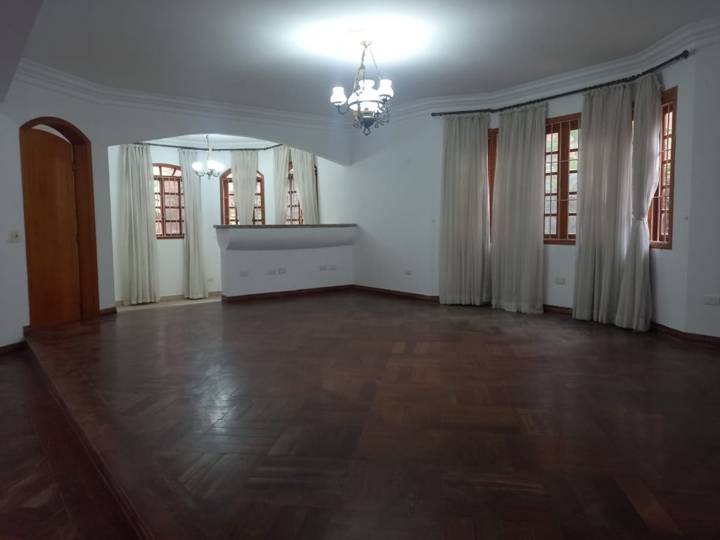 Casa à venda com 4 quartos, 386m² - Foto 5