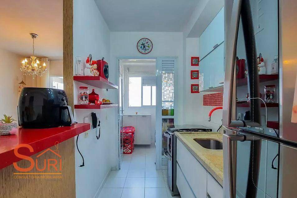 Apartamento à venda com 2 quartos, 70m² - Foto 2