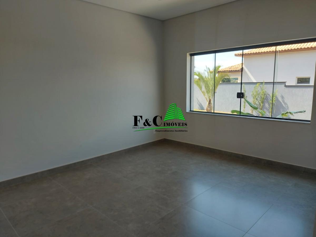 Casa para alugar com 3 quartos, 1402m² - Foto 9