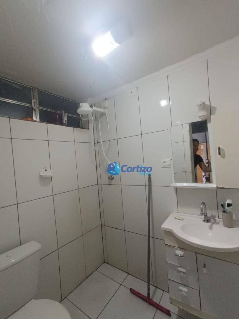 Casa à venda com 2 quartos, 87m² - Foto 12