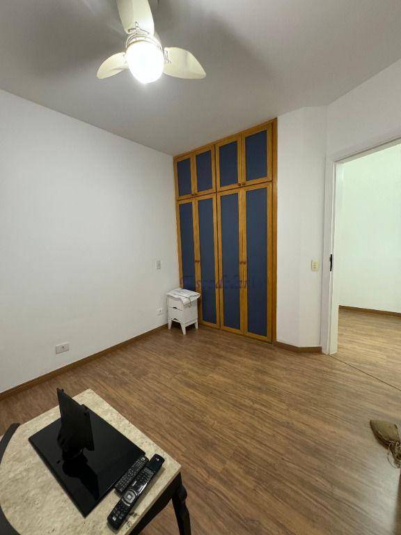 Cobertura para alugar com 4 quartos, 233m² - Foto 22