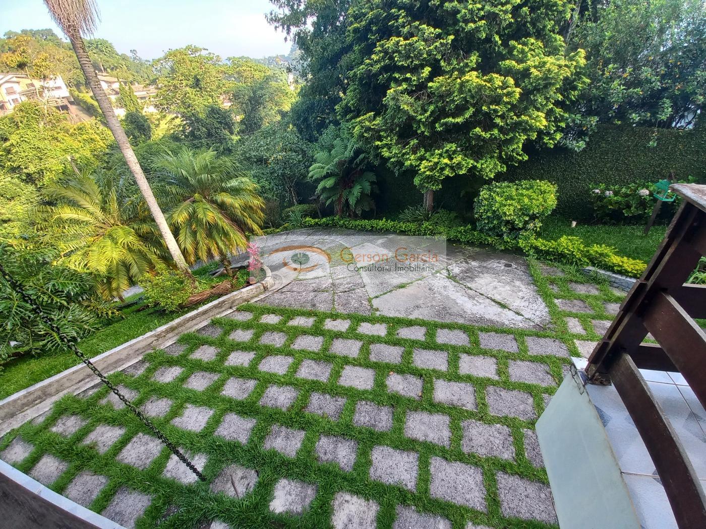 Casa de Condomínio à venda com 3 quartos, 370m² - Foto 31