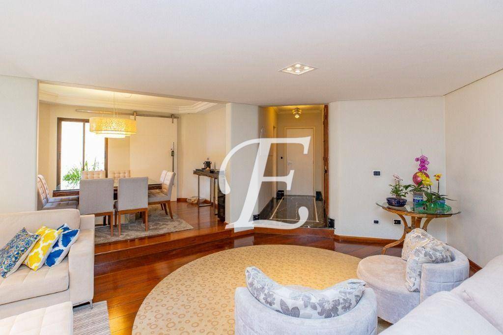 Apartamento à venda com 3 quartos, 217m² - Foto 6