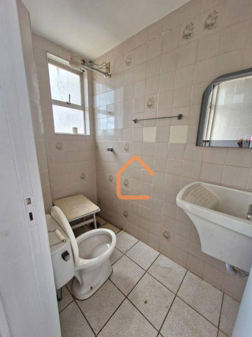 Apartamento à venda com 3 quartos, 110m² - Foto 9