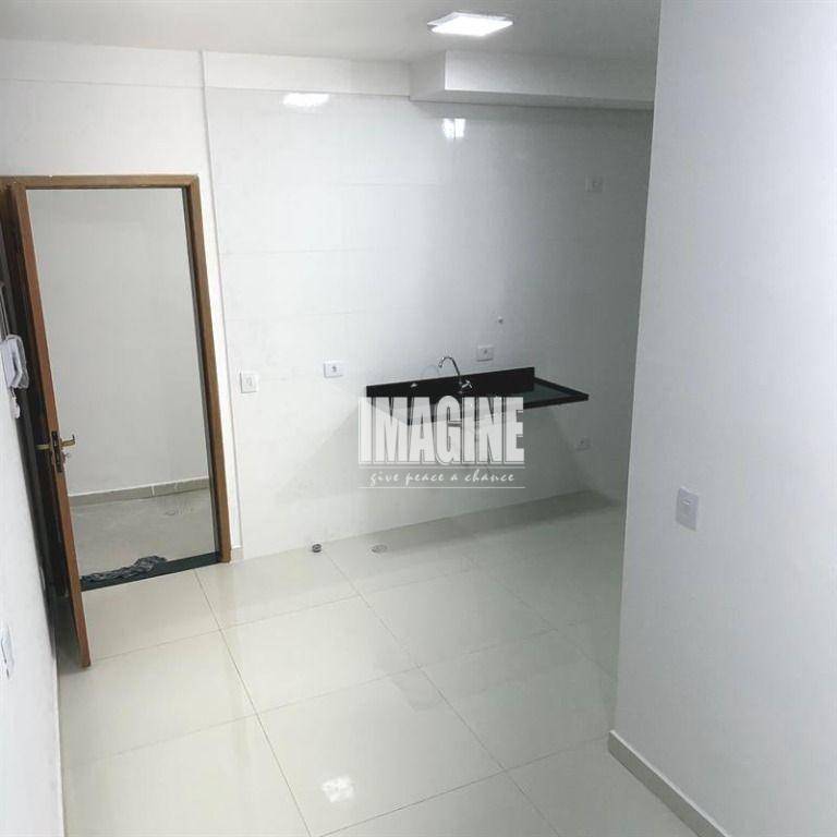 Apartamento à venda com 2 quartos, 40m² - Foto 12