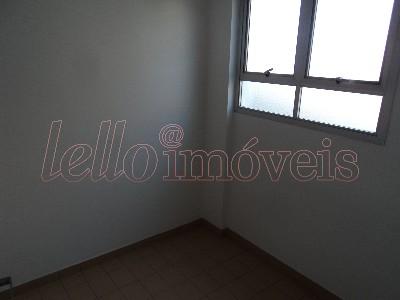 Apartamento para alugar com 3 quartos, 180m² - Foto 17