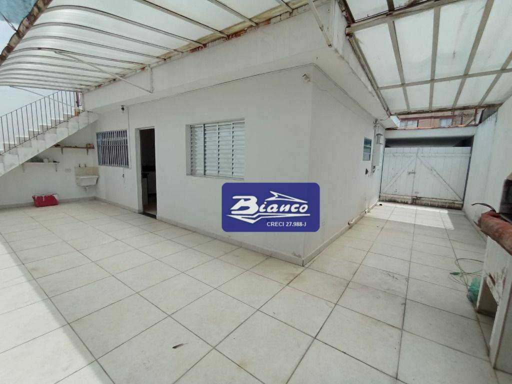 Casa para alugar com 3 quartos, 128m² - Foto 7