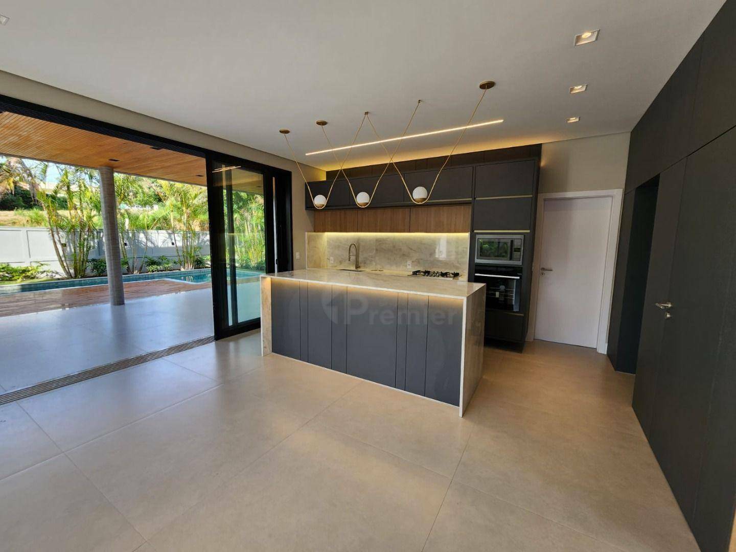 Casa de Condomínio à venda com 4 quartos, 415m² - Foto 11