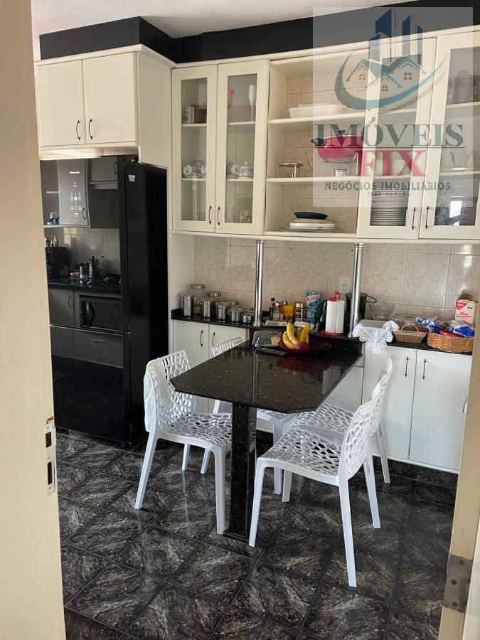 Apartamento à venda com 3 quartos, 198m² - Foto 26