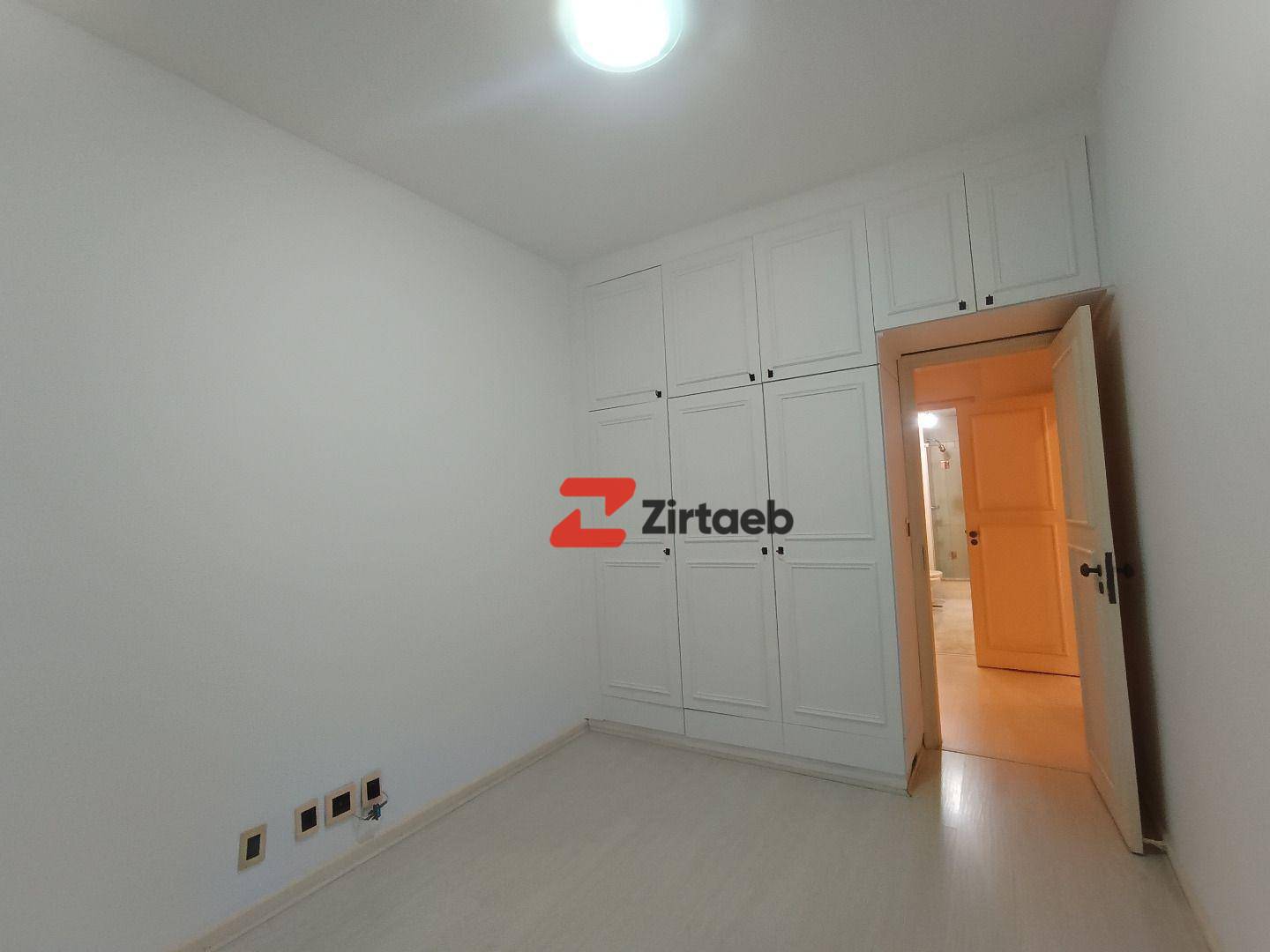Apartamento para alugar com 2 quartos, 104m² - Foto 15