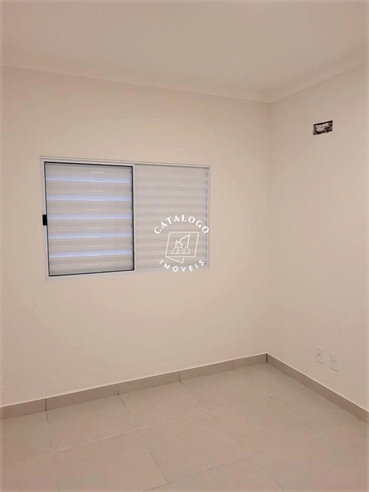 Casa à venda com 2 quartos, 220m² - Foto 7