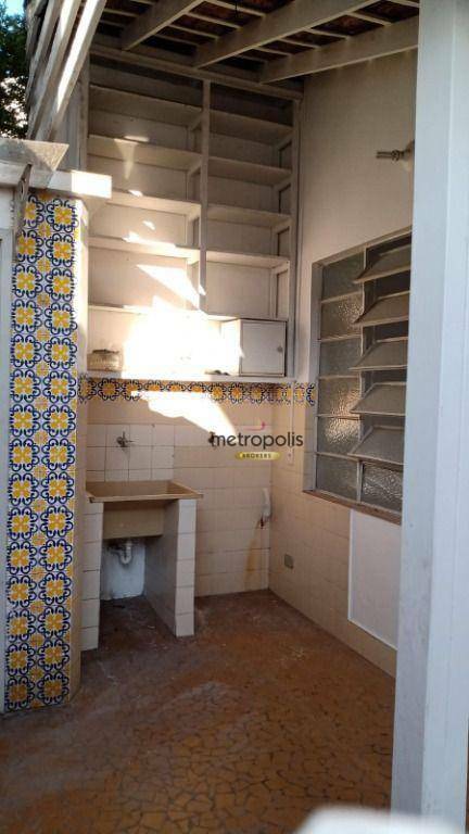 Casa à venda com 2 quartos, 120m² - Foto 12