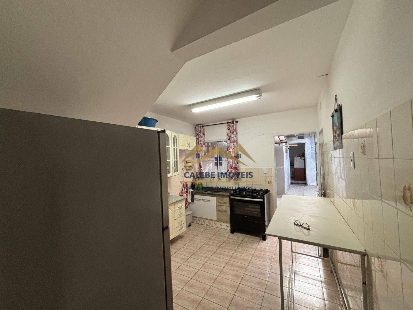 Casa à venda com 4 quartos, 107m² - Foto 7