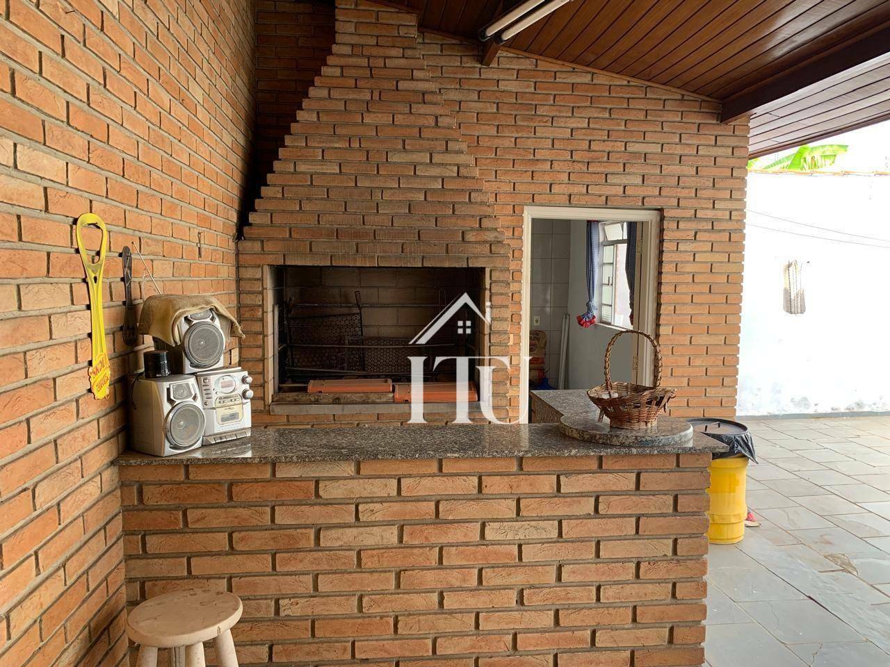 Casa à venda com 4 quartos, 262m² - Foto 20