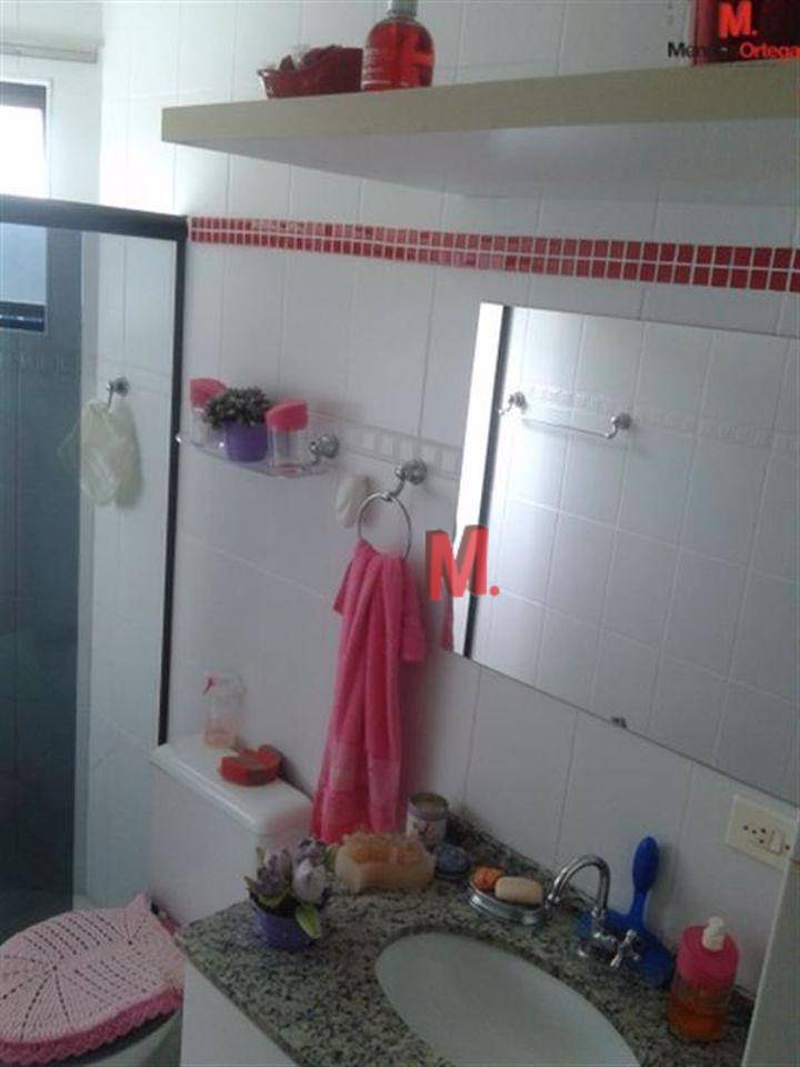 Apartamento à venda com 2 quartos, 80m² - Foto 12