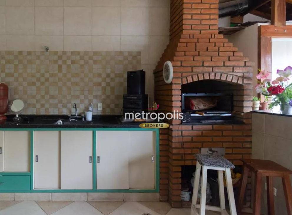 Sobrado à venda e aluguel com 3 quartos, 260m² - Foto 30