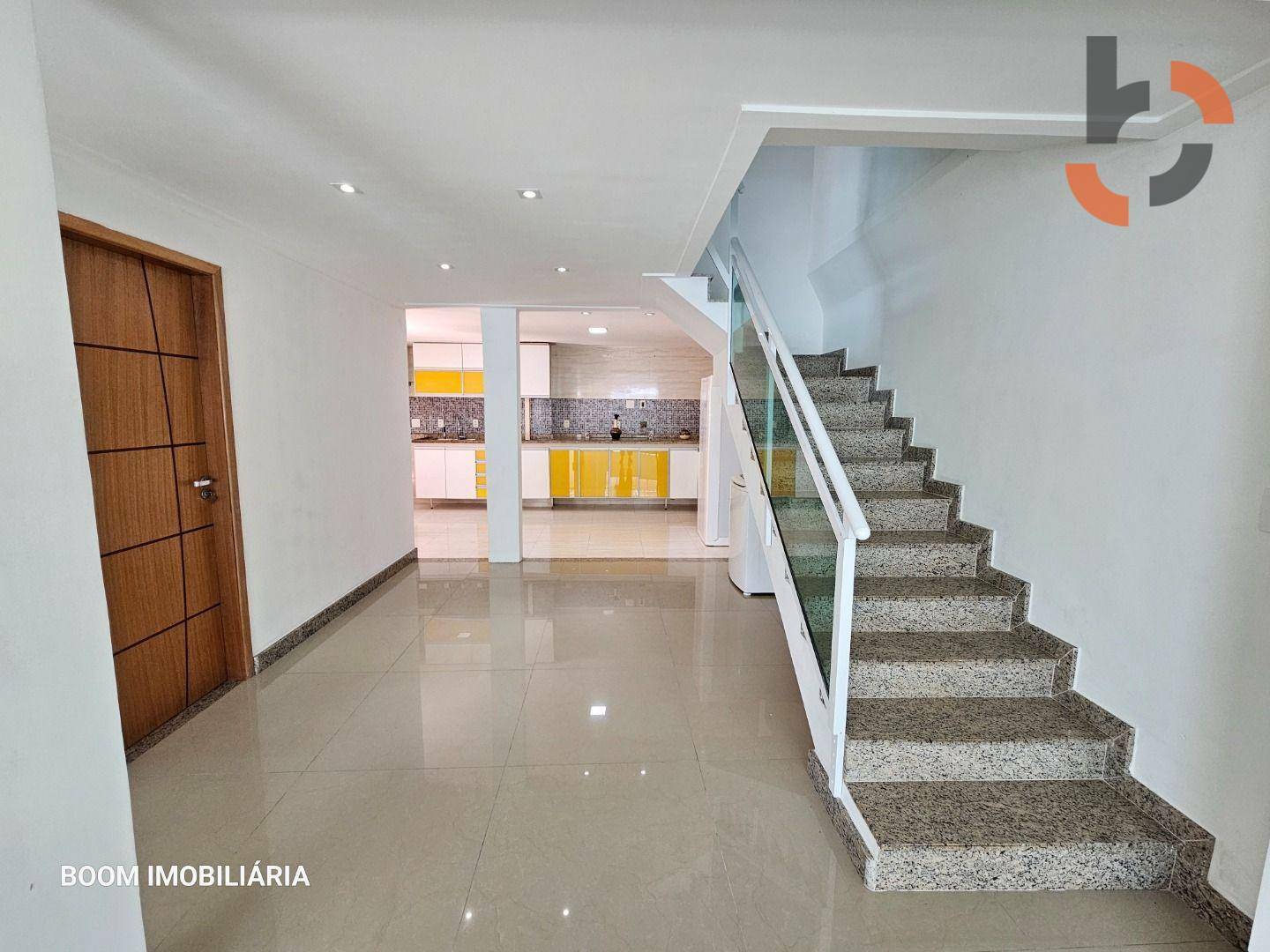 Casa à venda com 5 quartos, 218m² - Foto 16