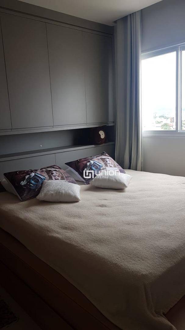 Apartamento à venda com 2 quartos, 72m² - Foto 9