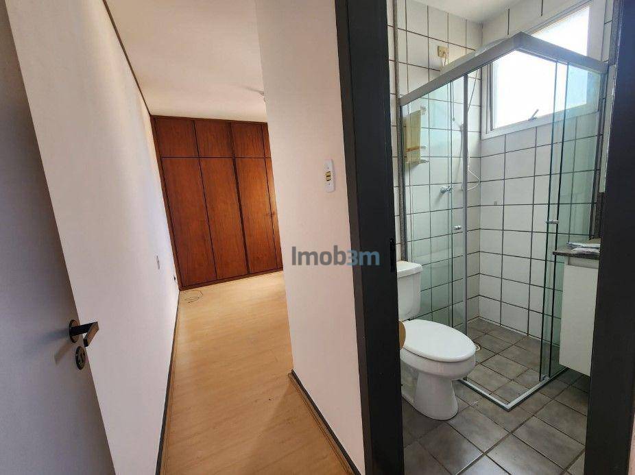 Apartamento para alugar com 1 quarto, 38m² - Foto 10