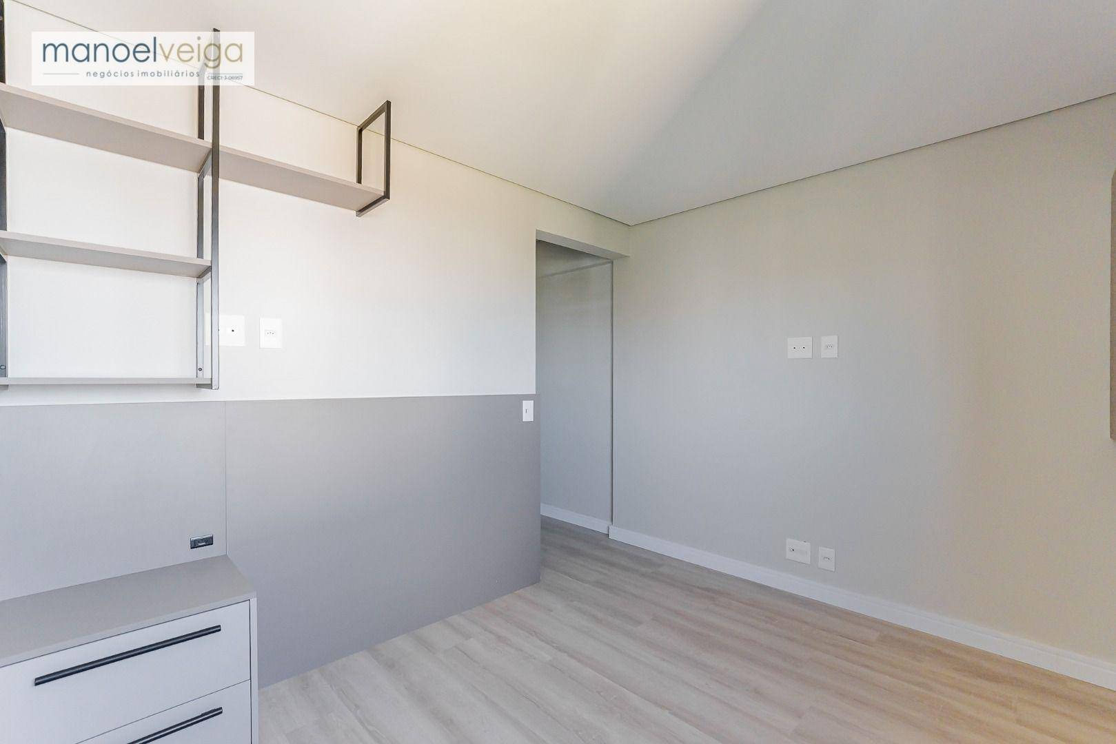 Apartamento à venda com 4 quartos, 151m² - Foto 33