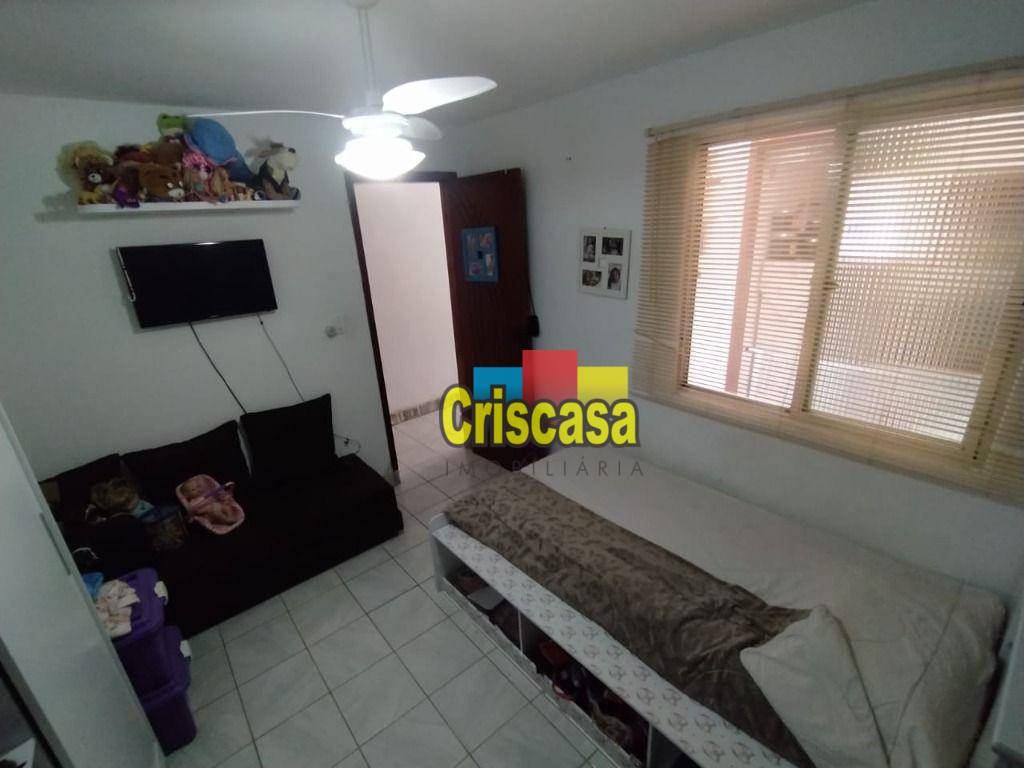 Apartamento à venda com 2 quartos, 70m² - Foto 3