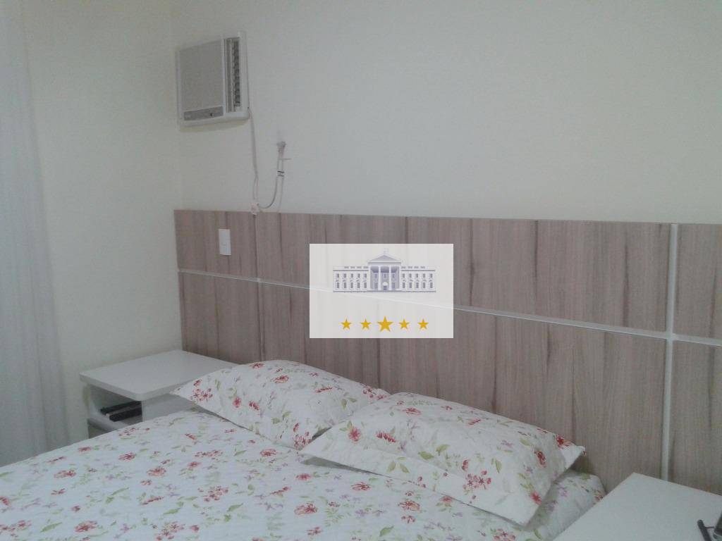 Apartamento à venda com 3 quartos, 98m² - Foto 9