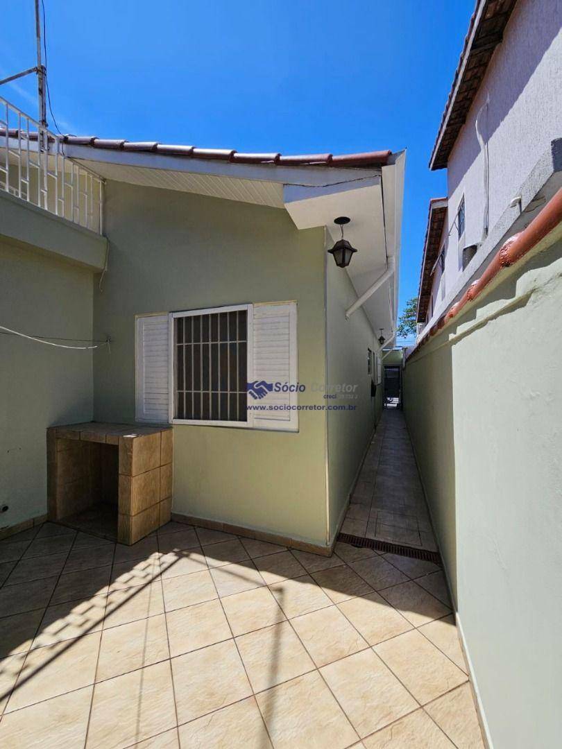 Casa à venda com 4 quartos, 145m² - Foto 13