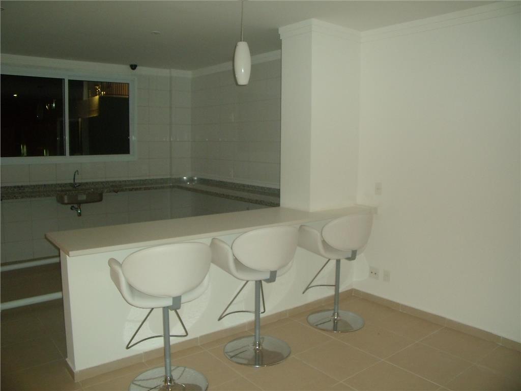 Apartamento à venda com 3 quartos, 87m² - Foto 19