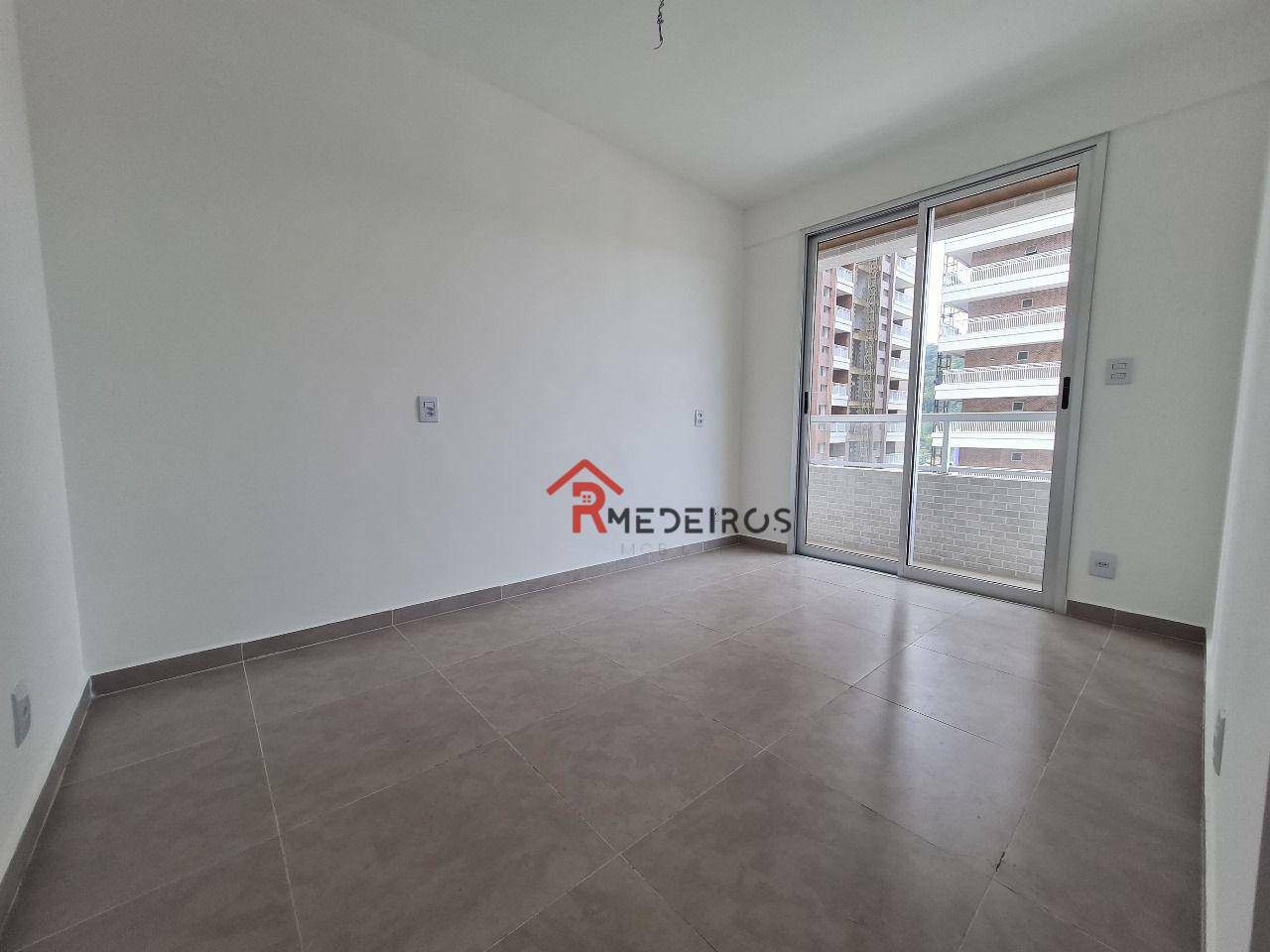 Apartamento à venda com 2 quartos, 101m² - Foto 11