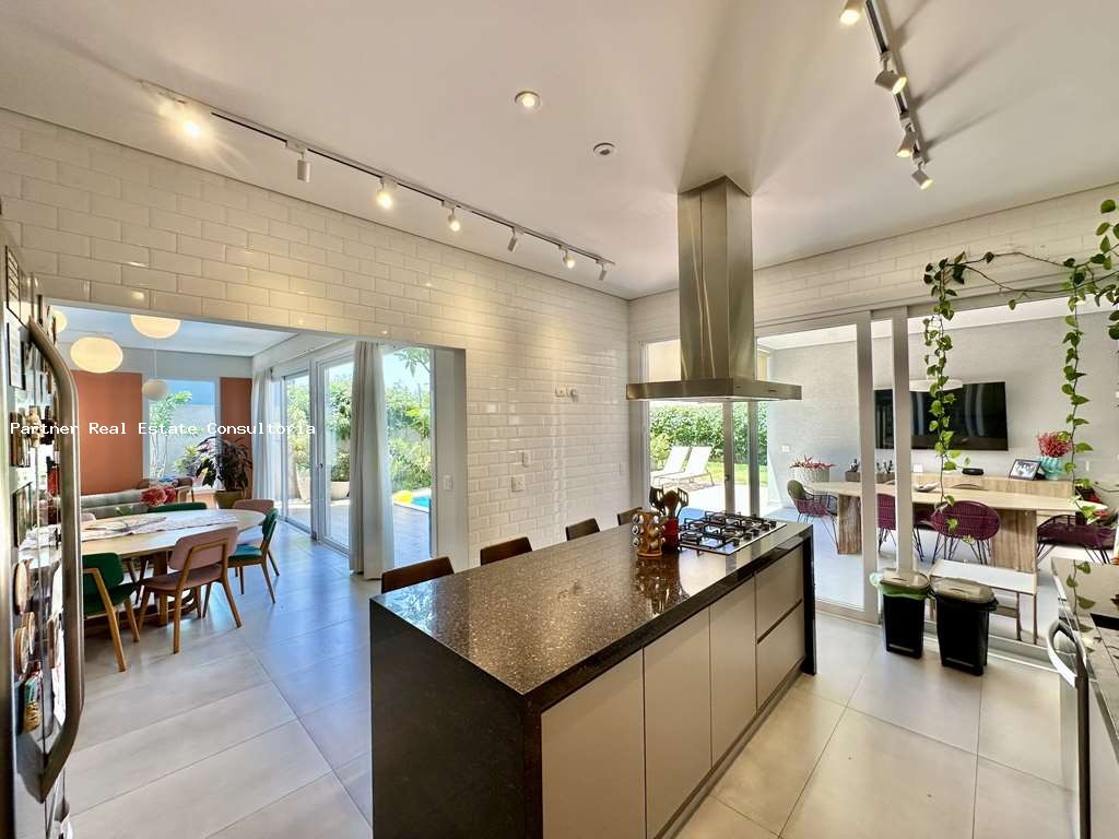Casa de Condomínio à venda com 4 quartos, 525m² - Foto 26