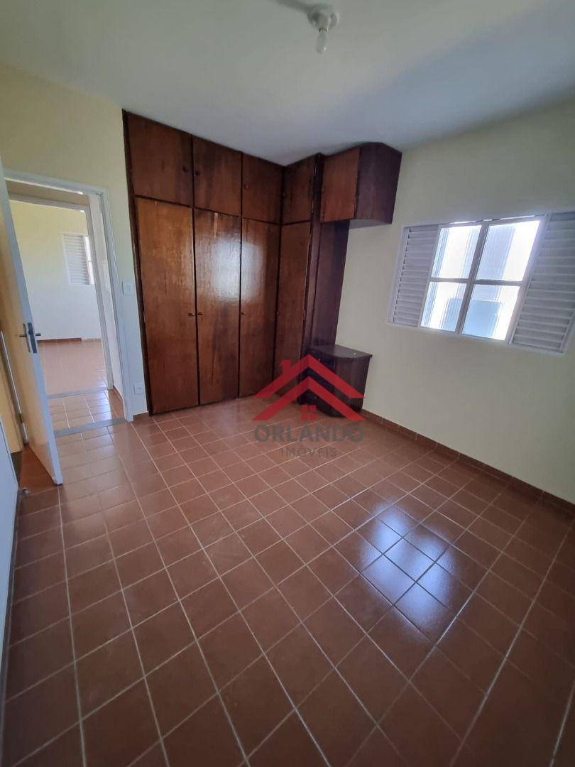 Apartamento à venda com 3 quartos, 80m² - Foto 4