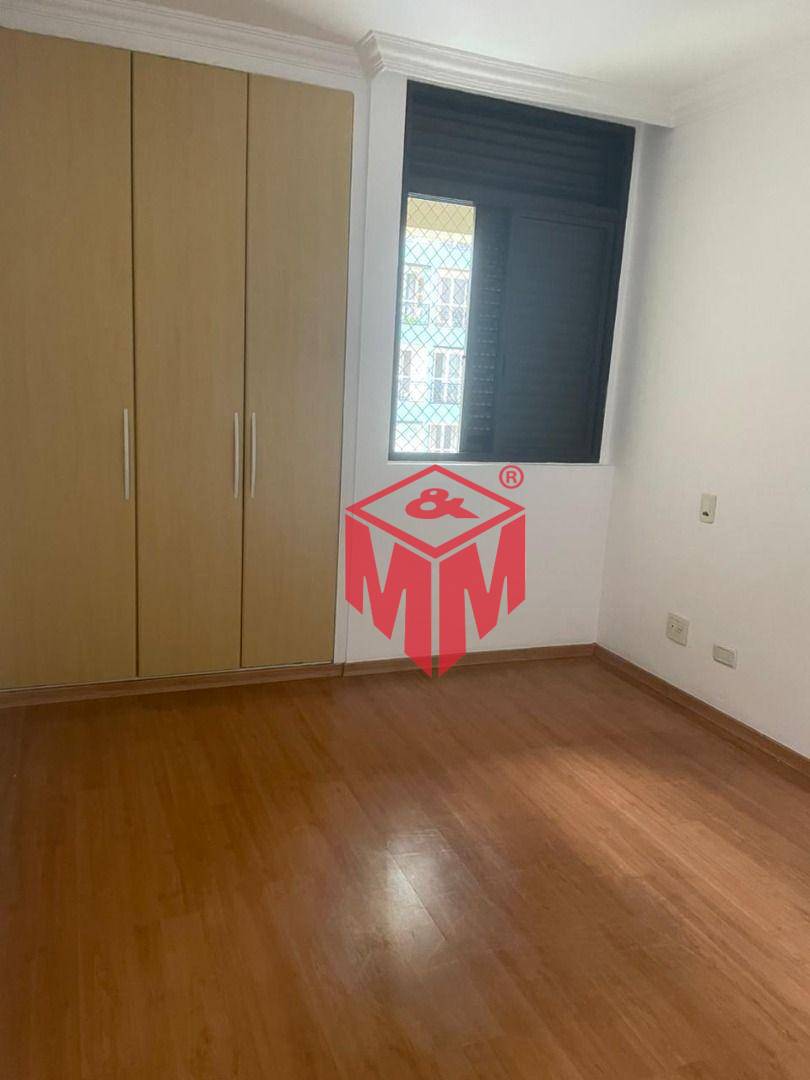 Apartamento à venda com 3 quartos, 139m² - Foto 9