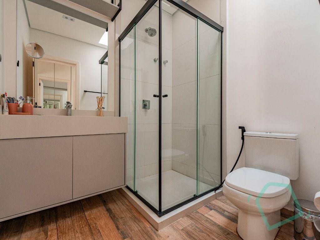 Casa de Condomínio à venda e aluguel com 3 quartos, 380m² - Foto 17