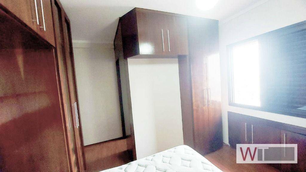 Apartamento para alugar com 3 quartos, 75m² - Foto 7