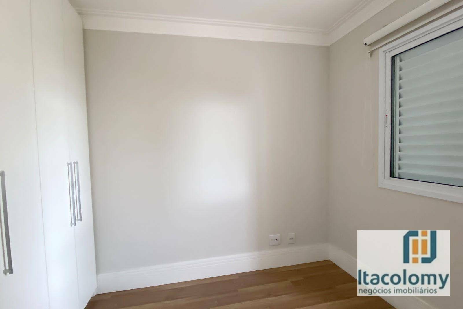 Apartamento à venda com 3 quartos, 107m² - Foto 29