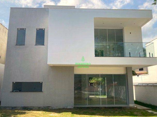 Casa à venda com 3 quartos, 121m² - Foto 2