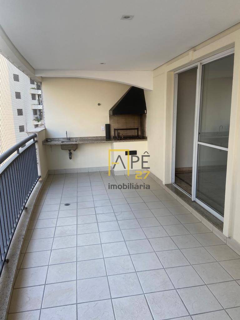 Apartamento para alugar com 3 quartos, 165m² - Foto 9