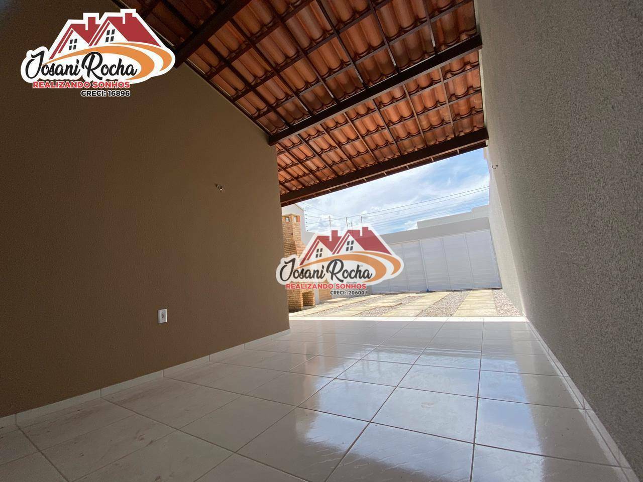 Casa à venda com 3 quartos, 92m² - Foto 4