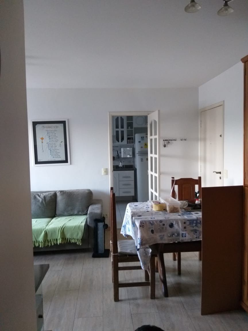 Apartamento à venda com 2 quartos, 70m² - Foto 1